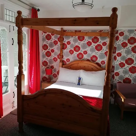 Karmary Konukevi 4*